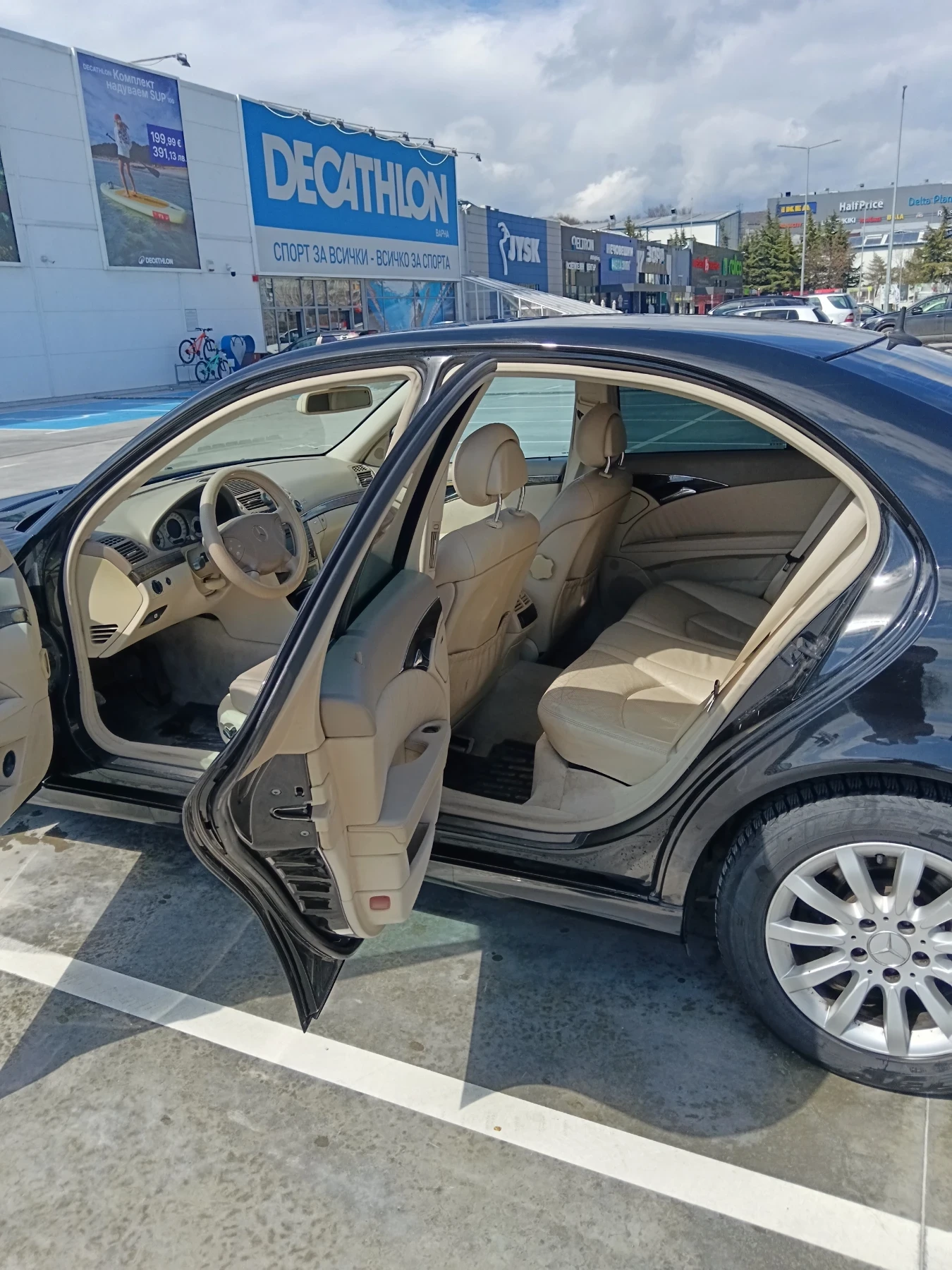 Mercedes-Benz E 320, снимка 8 - Автомобили и джипове - 54173435