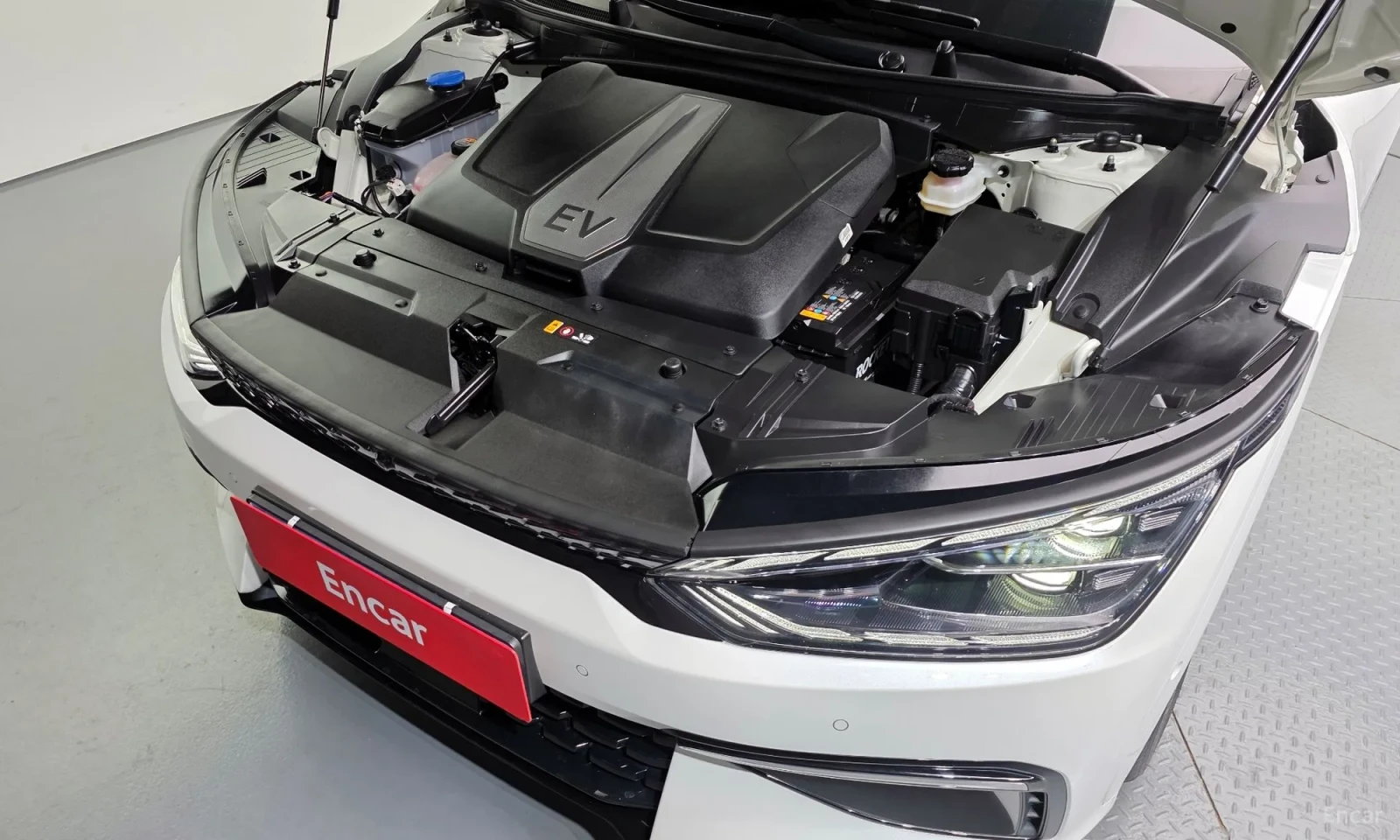 Kia EV6 Long Range, снимка 4 - Автомобили и джипове - 54288872