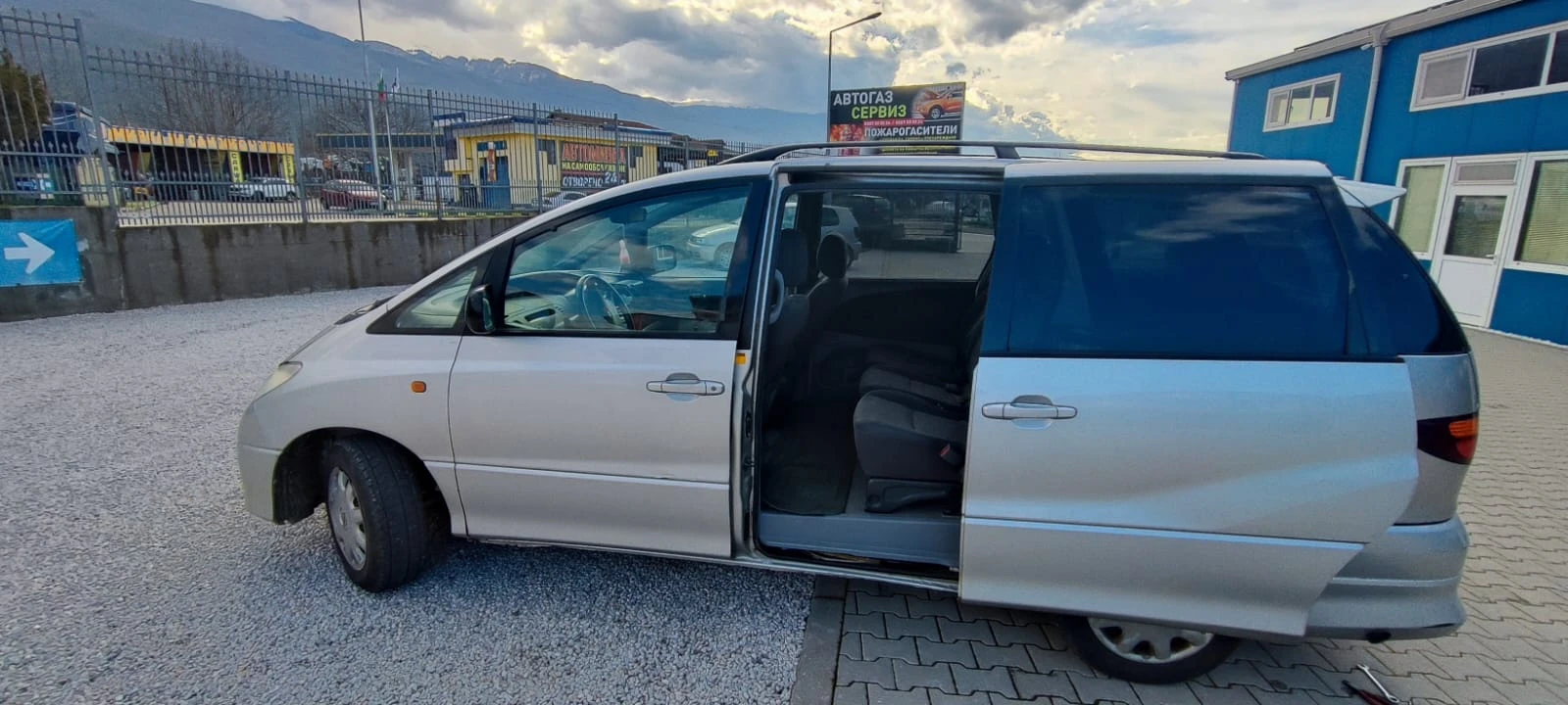 Toyota Previa ��� �����������  | Mobile.bg � ����������� 7