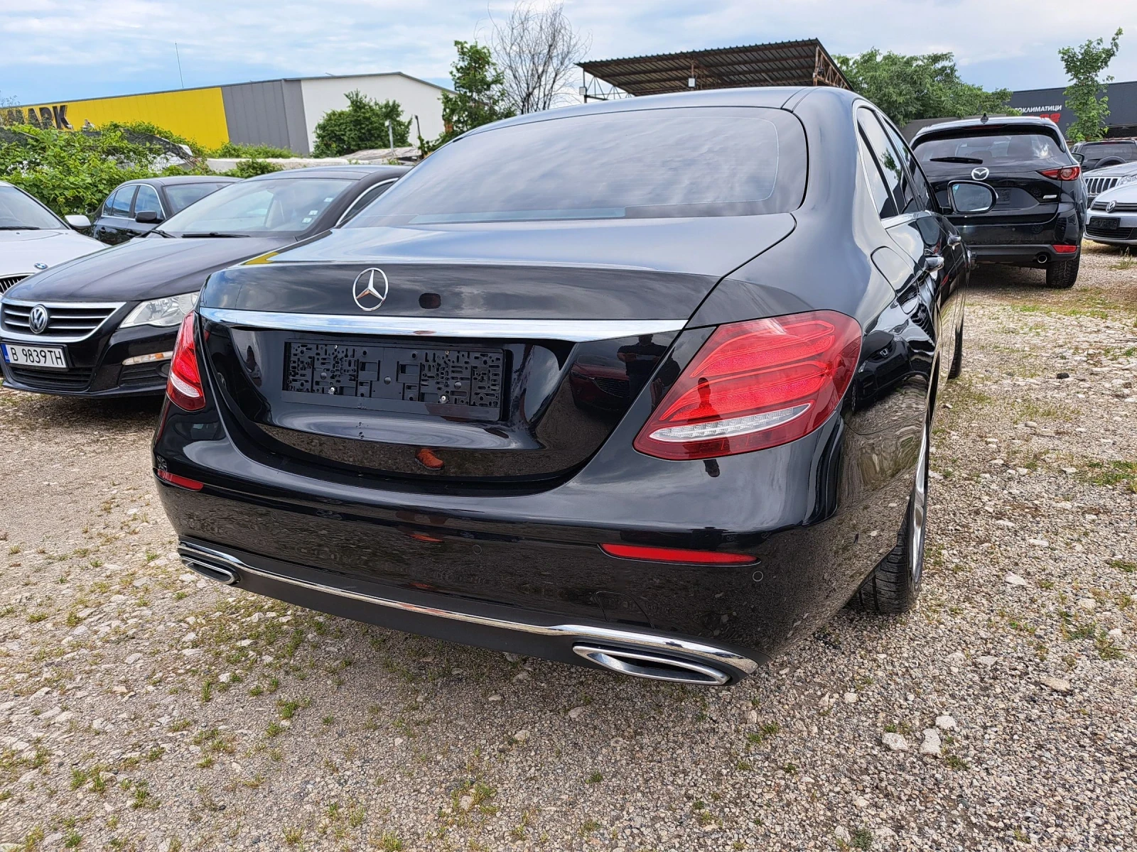 Mercedes-Benz E 220 2.2 D digital, снимка 12 - Автомобили и джипове - 54797083