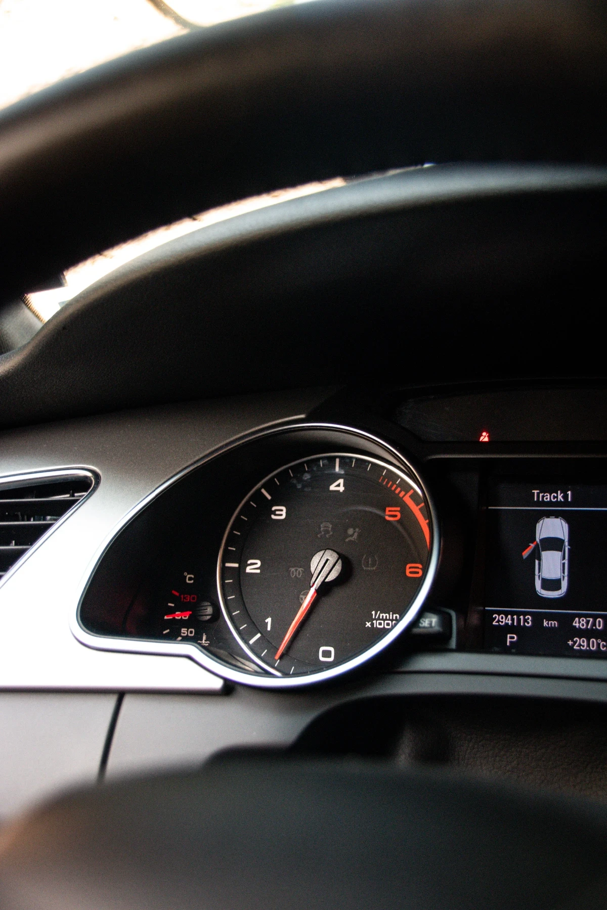 Audi A5 Nardo Grey + VIN CarVertical, снимка 8 - Автомобили и джипове - 55793489