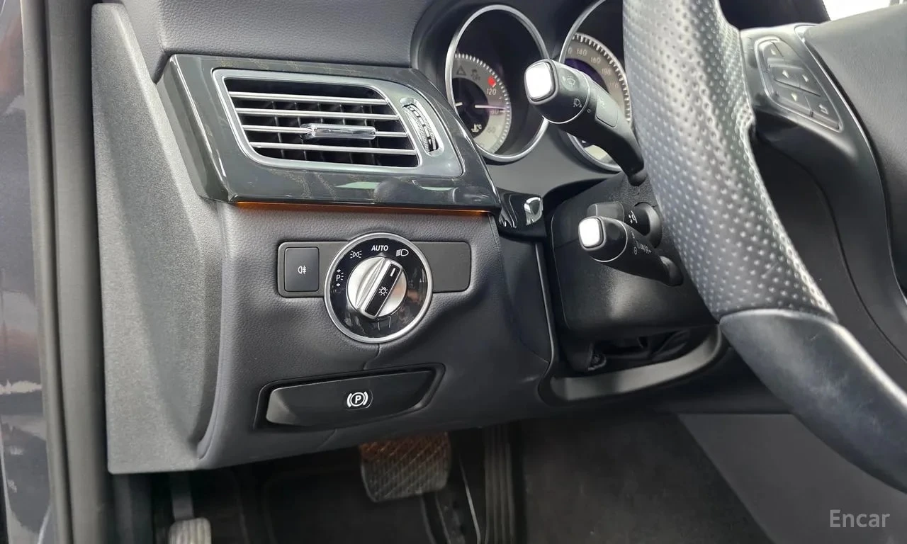 Mercedes-Benz CLS * CLS350 d 4MATIC * ЦЕНА ДО БГ, снимка 16 - Автомобили и джипове - 56019891