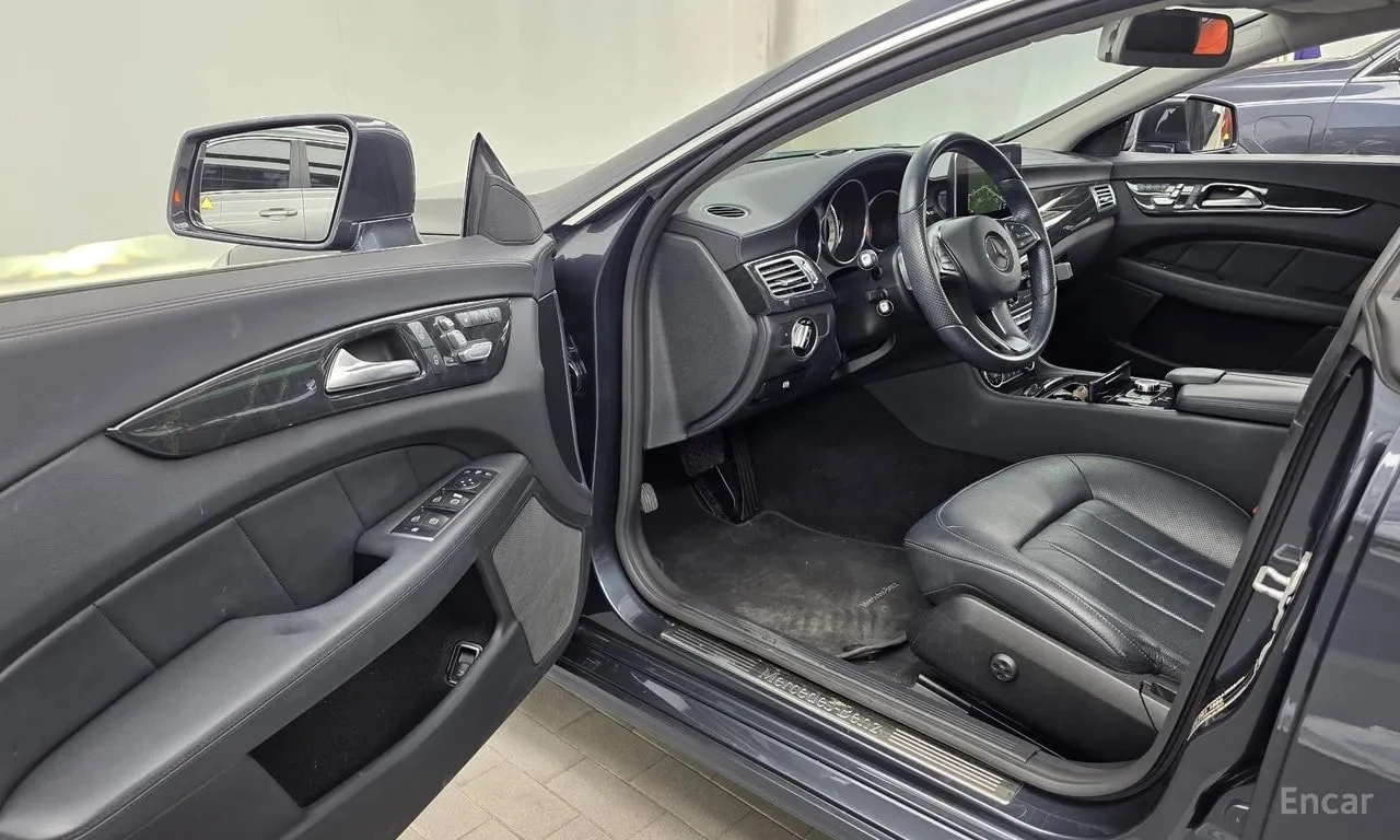 Mercedes-Benz CLS * CLS350 d 4MATIC * ЦЕНА ДО БГ, снимка 10 - Автомобили и джипове - 56019891