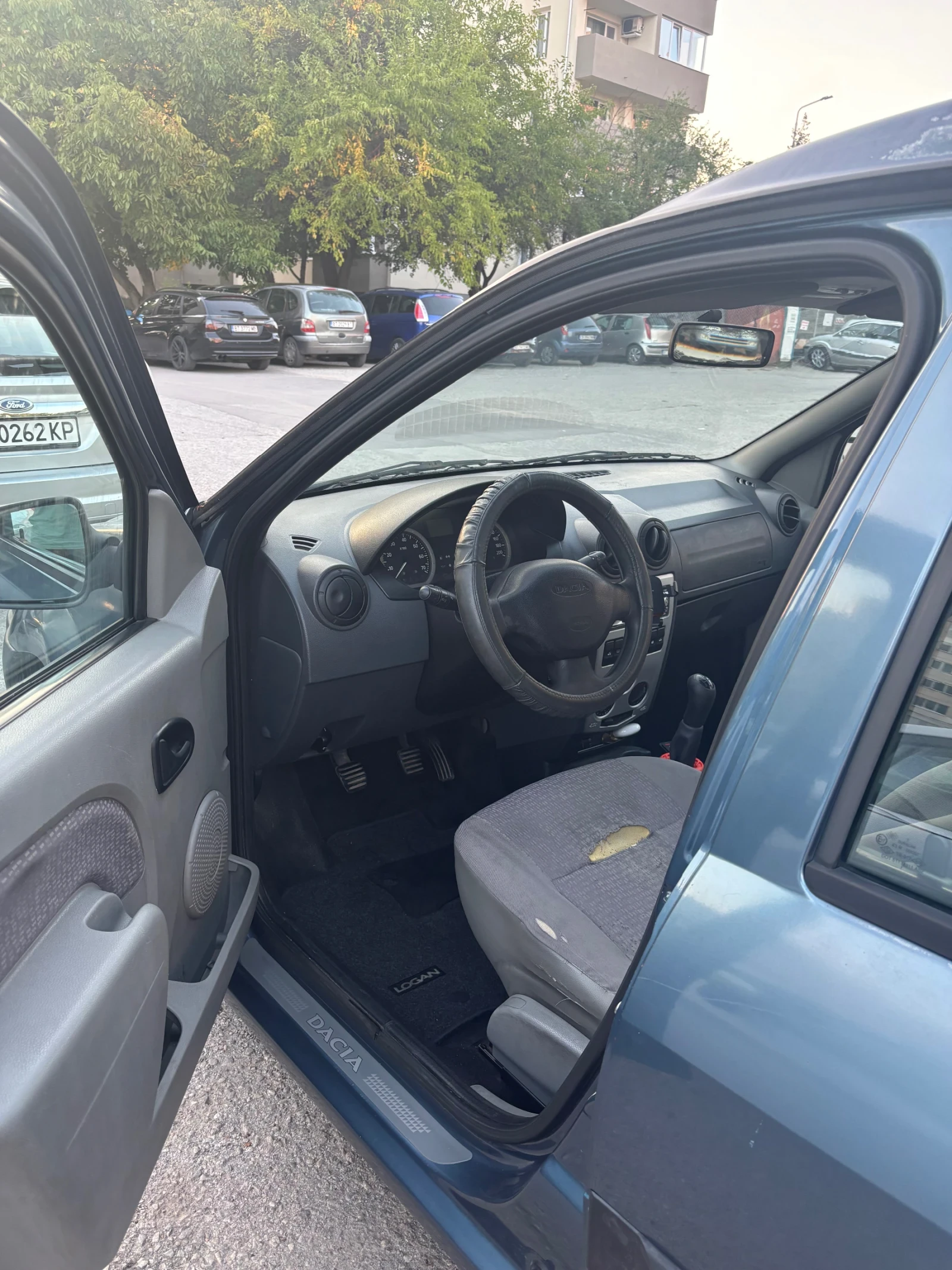 Dacia Logan, снимка 7 - Автомобили и джипове - 56154671