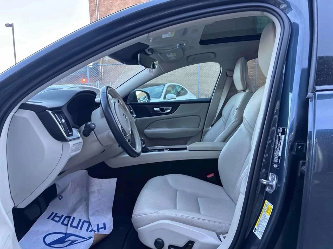 Volvo V60 Cross Country, снимка 7 - Автомобили и джипове - 56713223