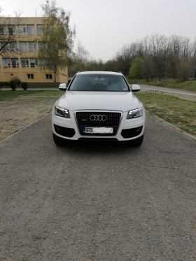 Audi Q5, снимка 1 - Автомобили и джипове - 45038321