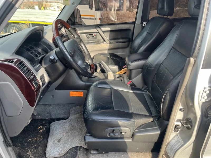 Mitsubishi Pajero 3.2DiD Automat, снимка 6 - Автомобили и джипове - 46711986