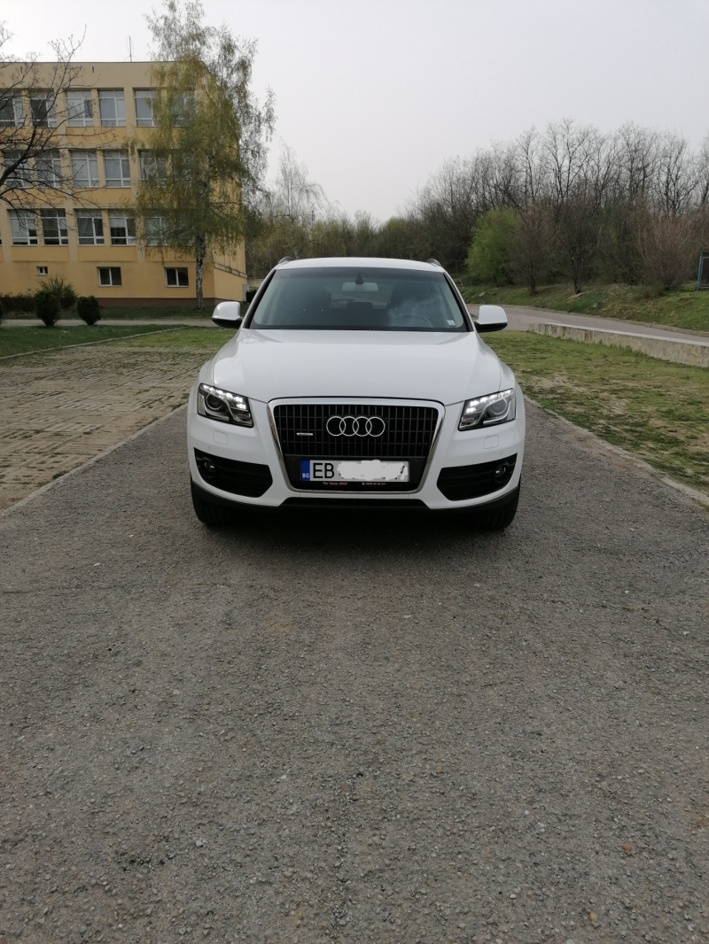 Audi Q5, снимка 1 - Автомобили и джипове - 46097202