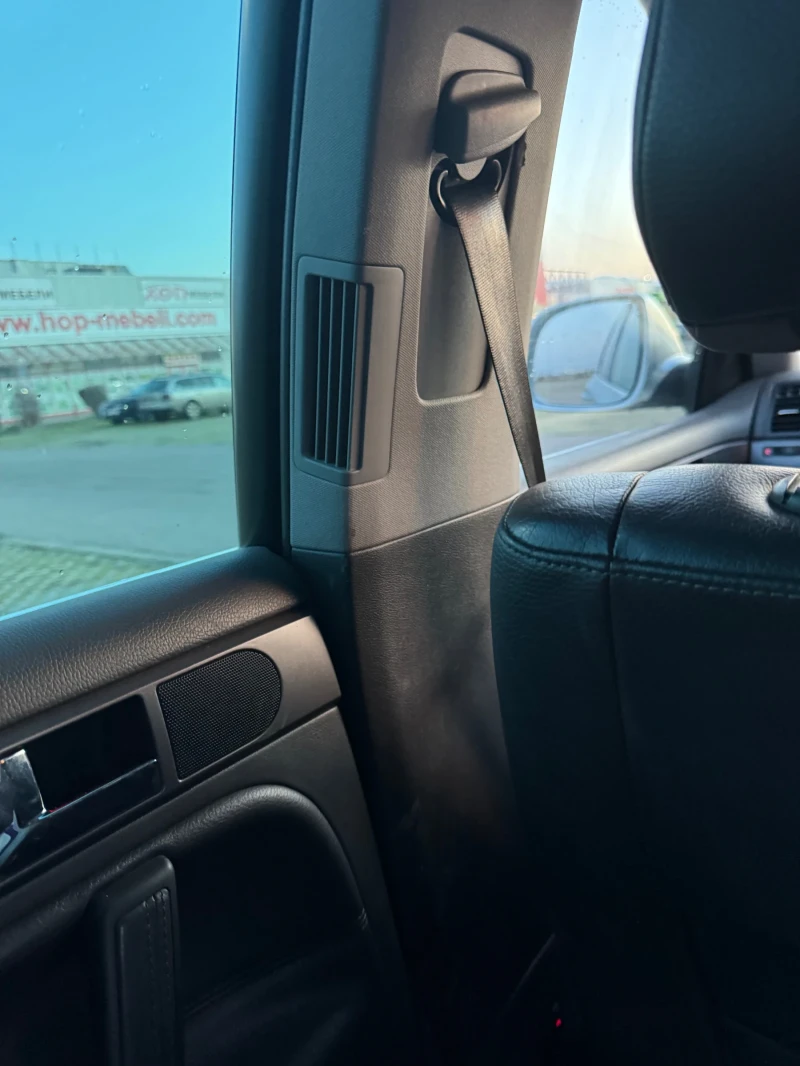 VW Touareg, снимка 12 - Автомобили и джипове - 52859623