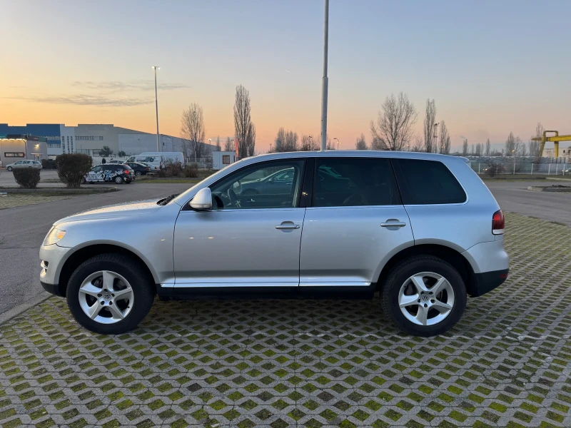 VW Touareg, снимка 6 - Автомобили и джипове - 52859623