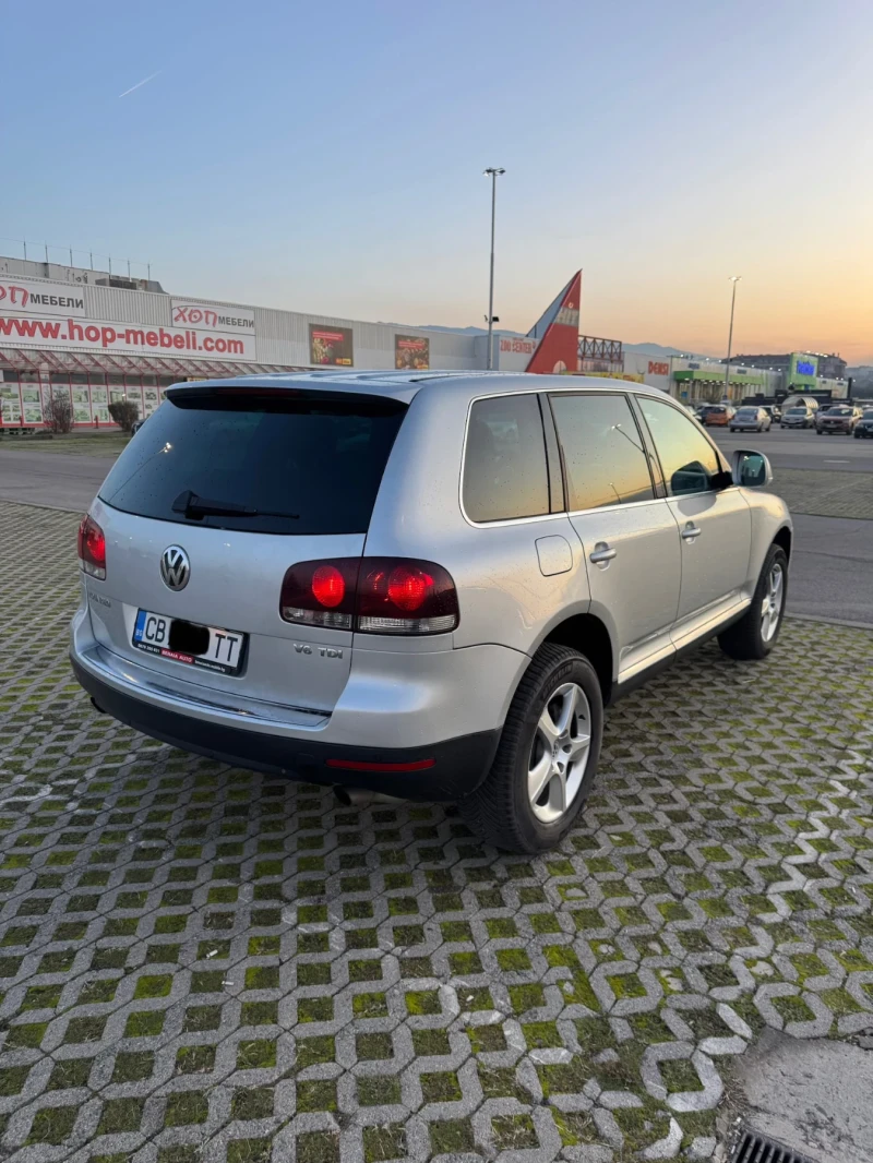 VW Touareg, снимка 4 - Автомобили и джипове - 52859623