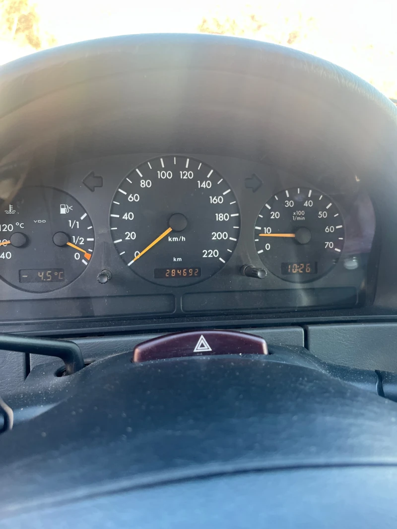 Mercedes-Benz ML 320, снимка 9 - Автомобили и джипове - 53294938