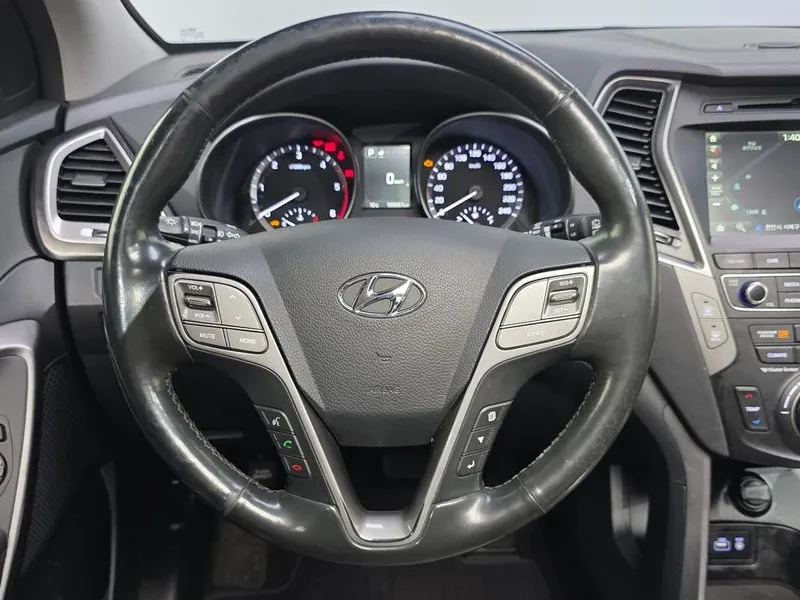 Hyundai Santa fe 2.0 , снимка 14 - Автомобили и джипове - 54256662