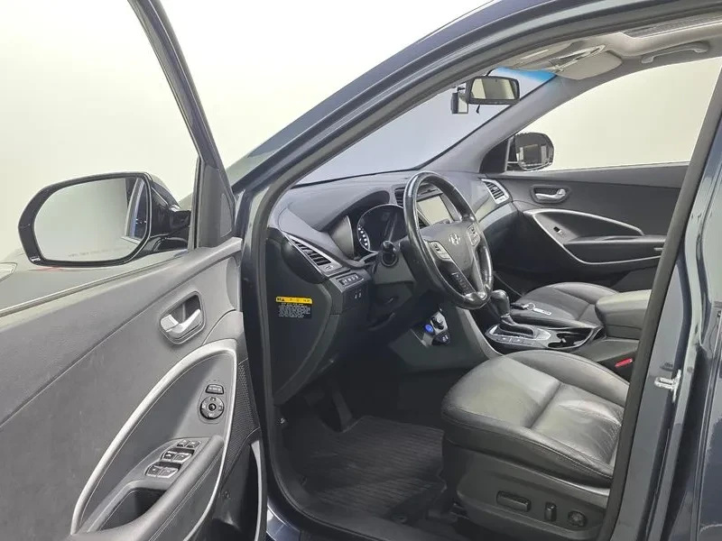 Hyundai Santa fe 2.0 , снимка 12 - Автомобили и джипове - 54256662