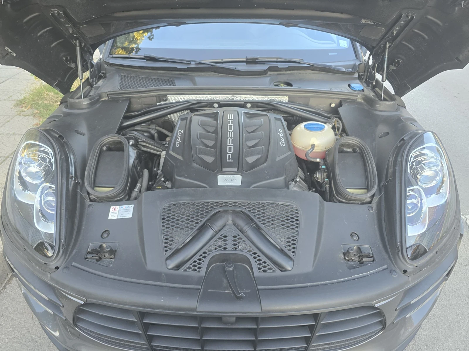 Porsche Macan Turbo - изображение 9