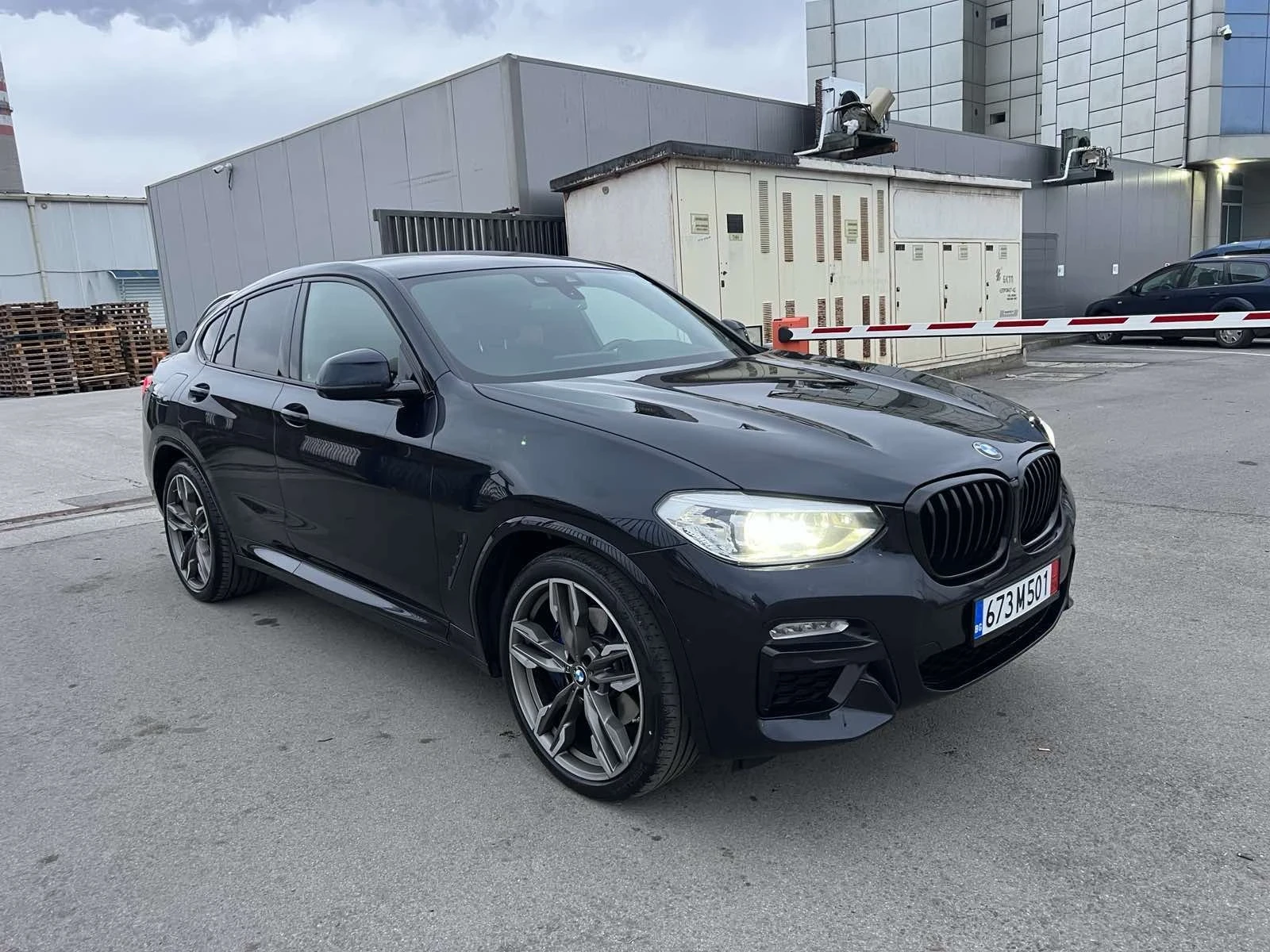 BMW X4 X4 M40d - изображение 7