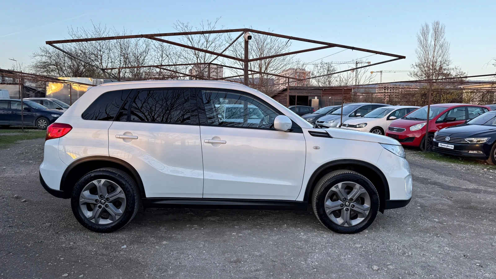 Suzuki Vitara 1.6DDIS 4Х4 DISTRONIC КАМЕРА  - изображение 5
