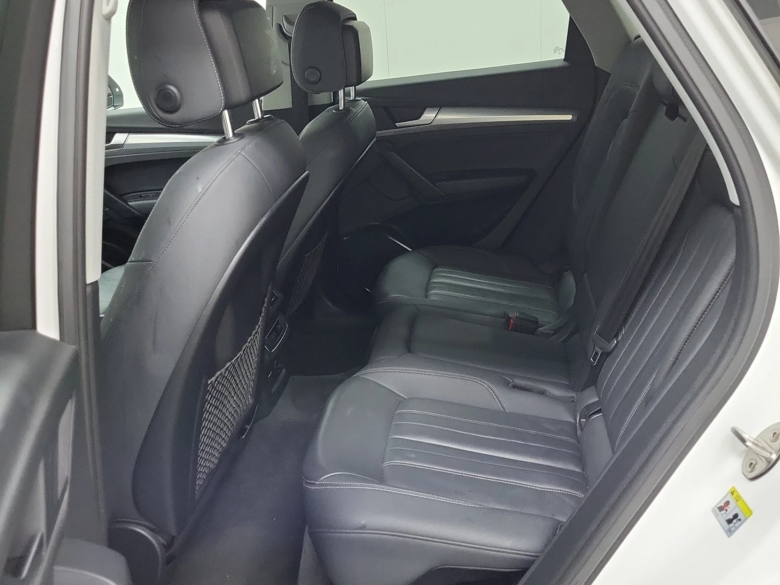 Audi Q5 QUATTRO * ПАНОРАМА * ПОДГРЕВИ * МЪРТВА ТОЧКА * , снимка 13 - Автомобили и джипове - 54239241