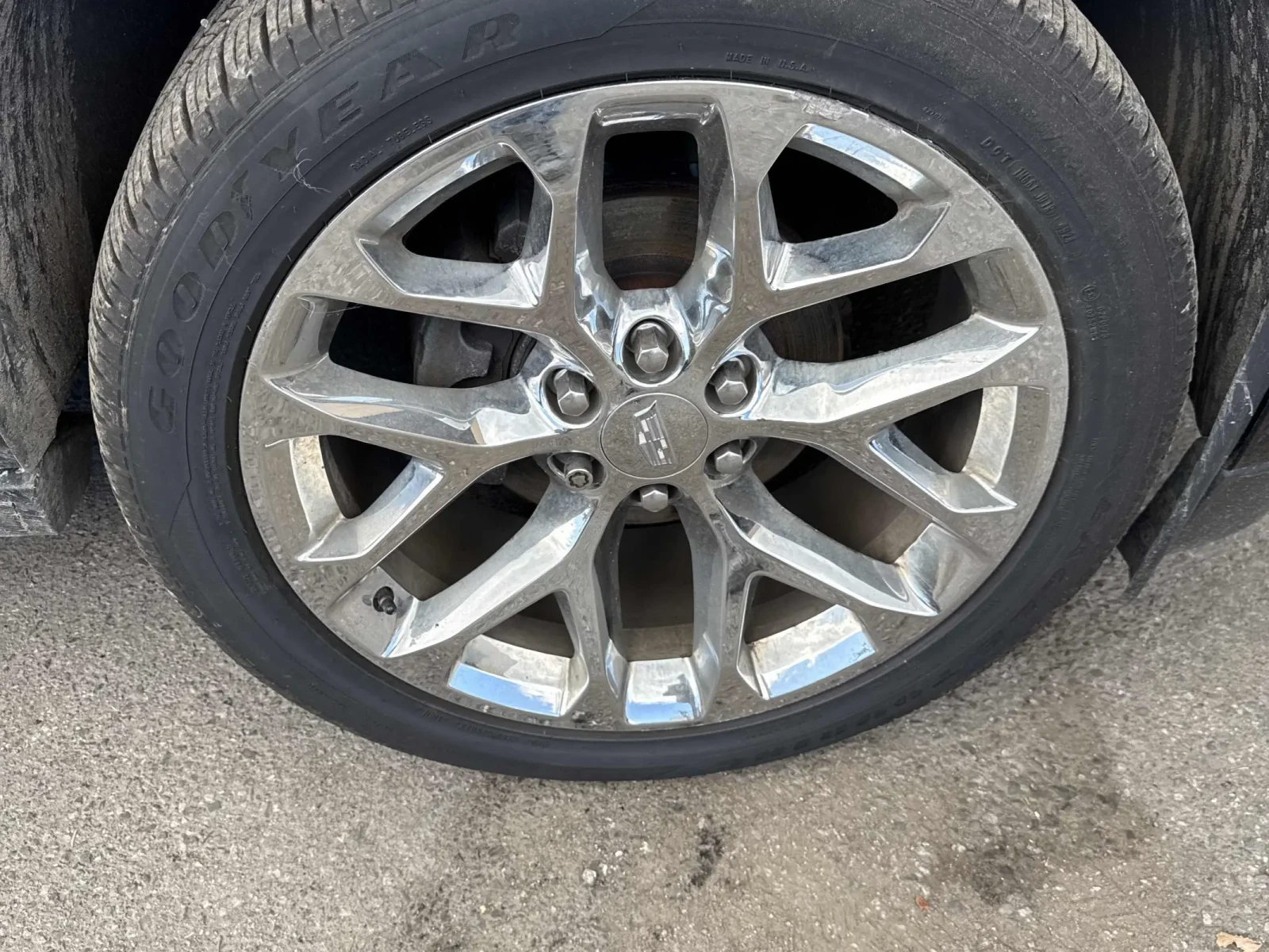 Cadillac Escalade 6.2V8* 4X4* Premium Luxury* HUD* ОБДУХ* 10AT, снимка 10 - Автомобили и джипове - 56153780