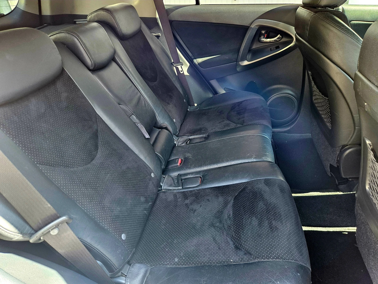 Toyota Rav4 2.2 D-4D 150hp 4x4 Автоматик Кожа 2013г., снимка 14 - Автомобили и джипове - 56247312