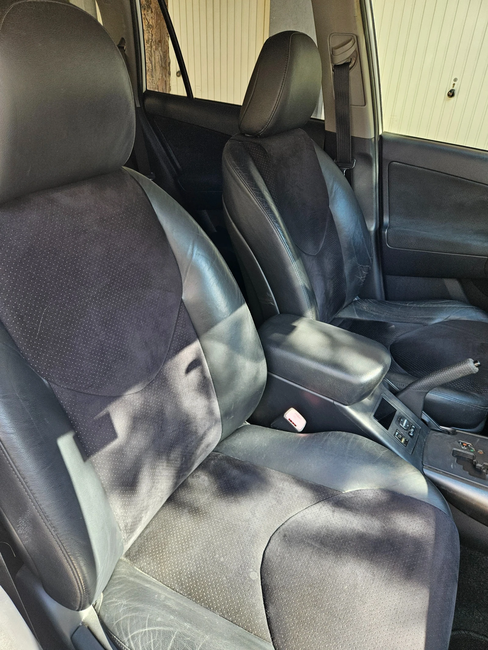 Toyota Rav4 2.2 D-4D 150hp 4x4 Автоматик Кожа 2013г., снимка 12 - Автомобили и джипове - 56247312