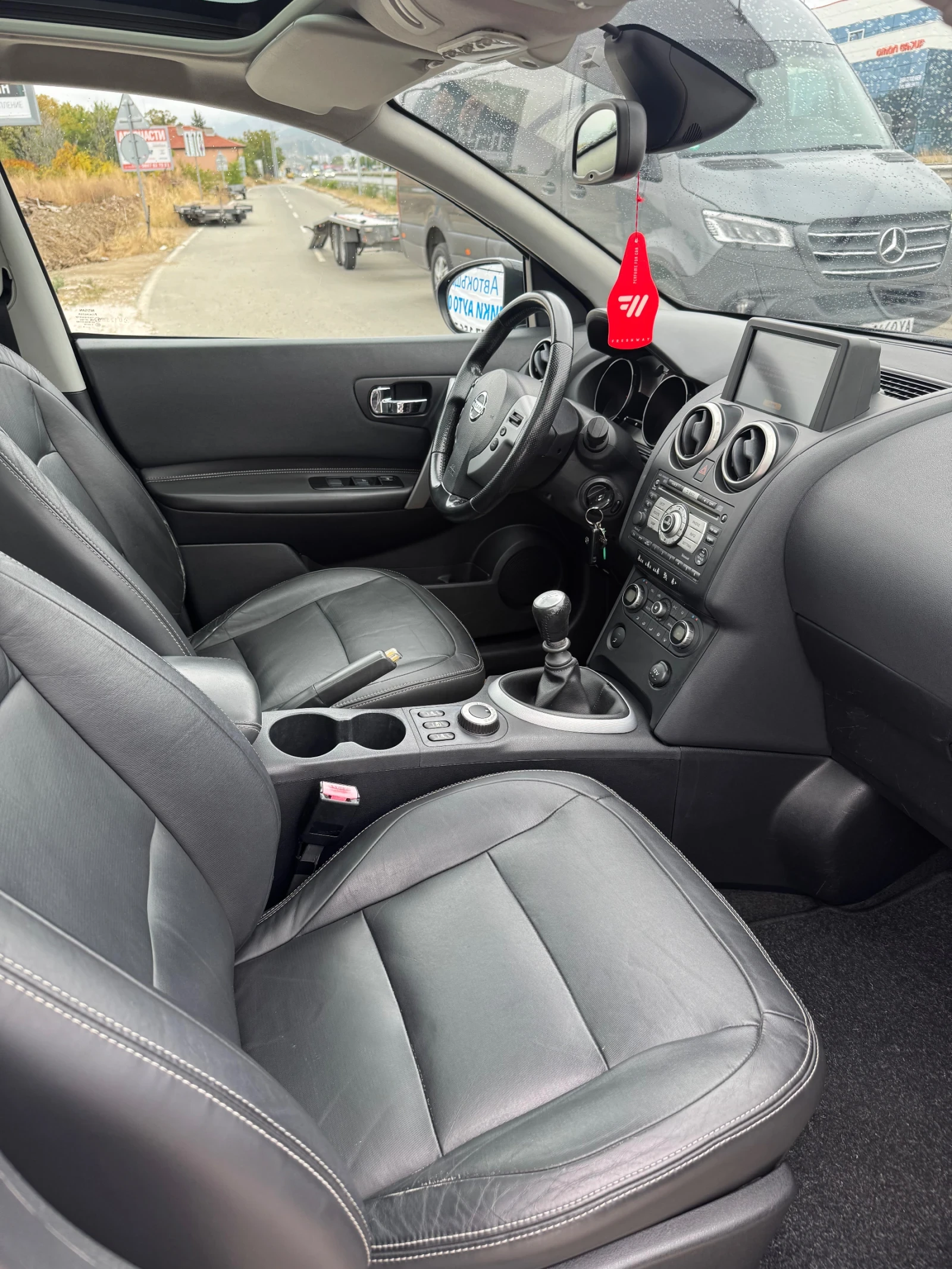 Nissan Qashqai 2.0 dci 4x4 | Mobile.bg � ����������� 11