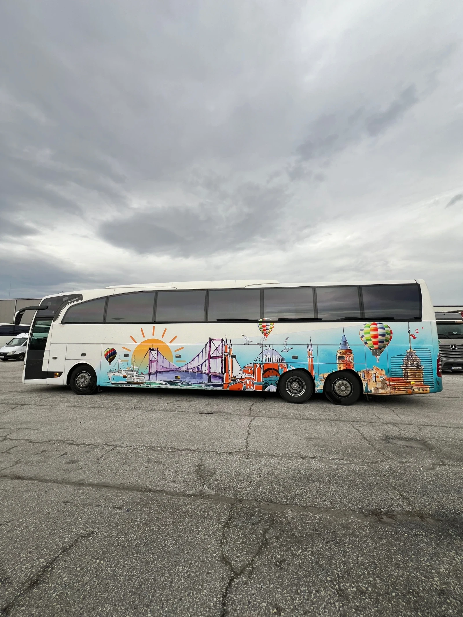 Mercedes-Benz Travego  - изображение 6