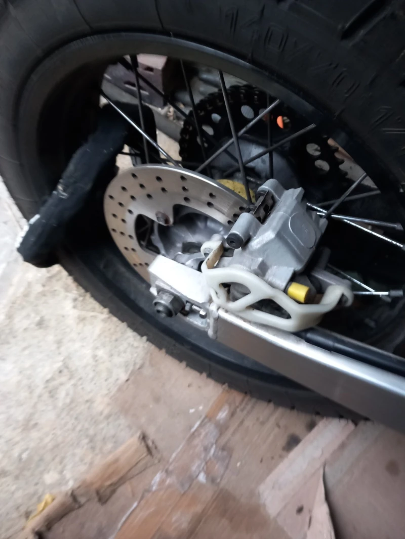 Honda Xr 650R, снимка 7 - Мотоциклети и мототехника - 53419664