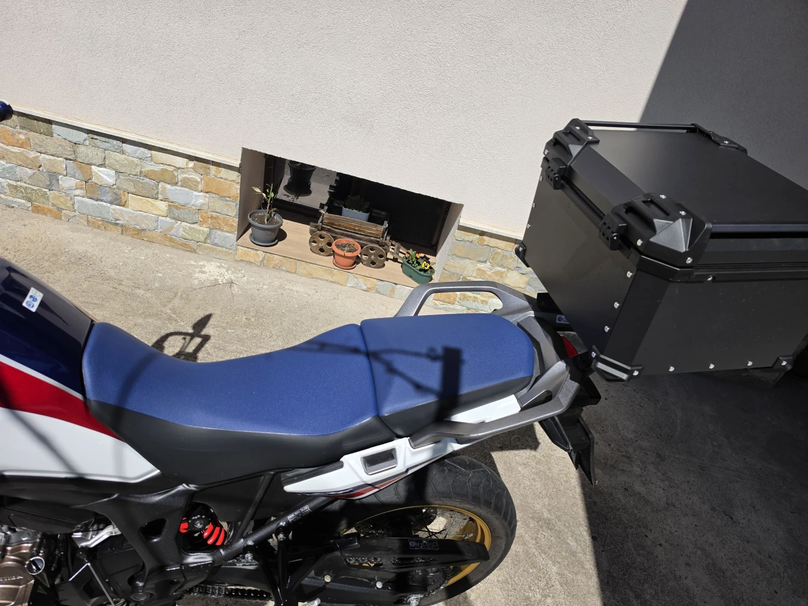 Honda Crf 1000 AfricaTwin-Tricolore- ABS-TC -LED, снимка 13 - Мотоциклети и мототехника - 53873329