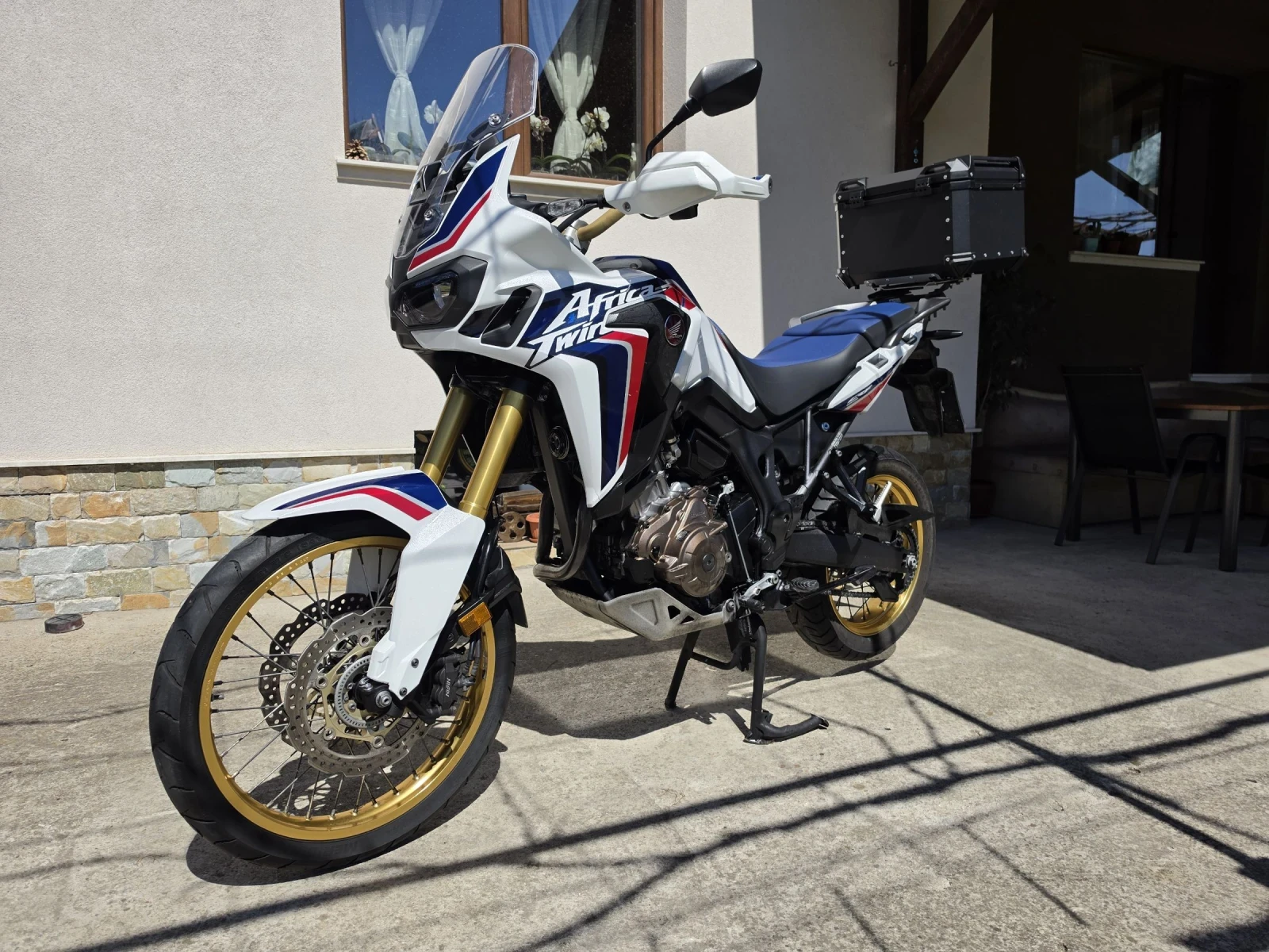 Honda Crf 1000 AfricaTwin-Tricolore- ABS-TC -LED