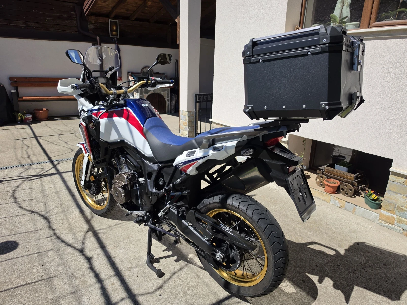 Honda Crf 1000 AfricaTwin-Tricolore- ABS-TC -LED, снимка 3 - Мотоциклети и мототехника - 53873329