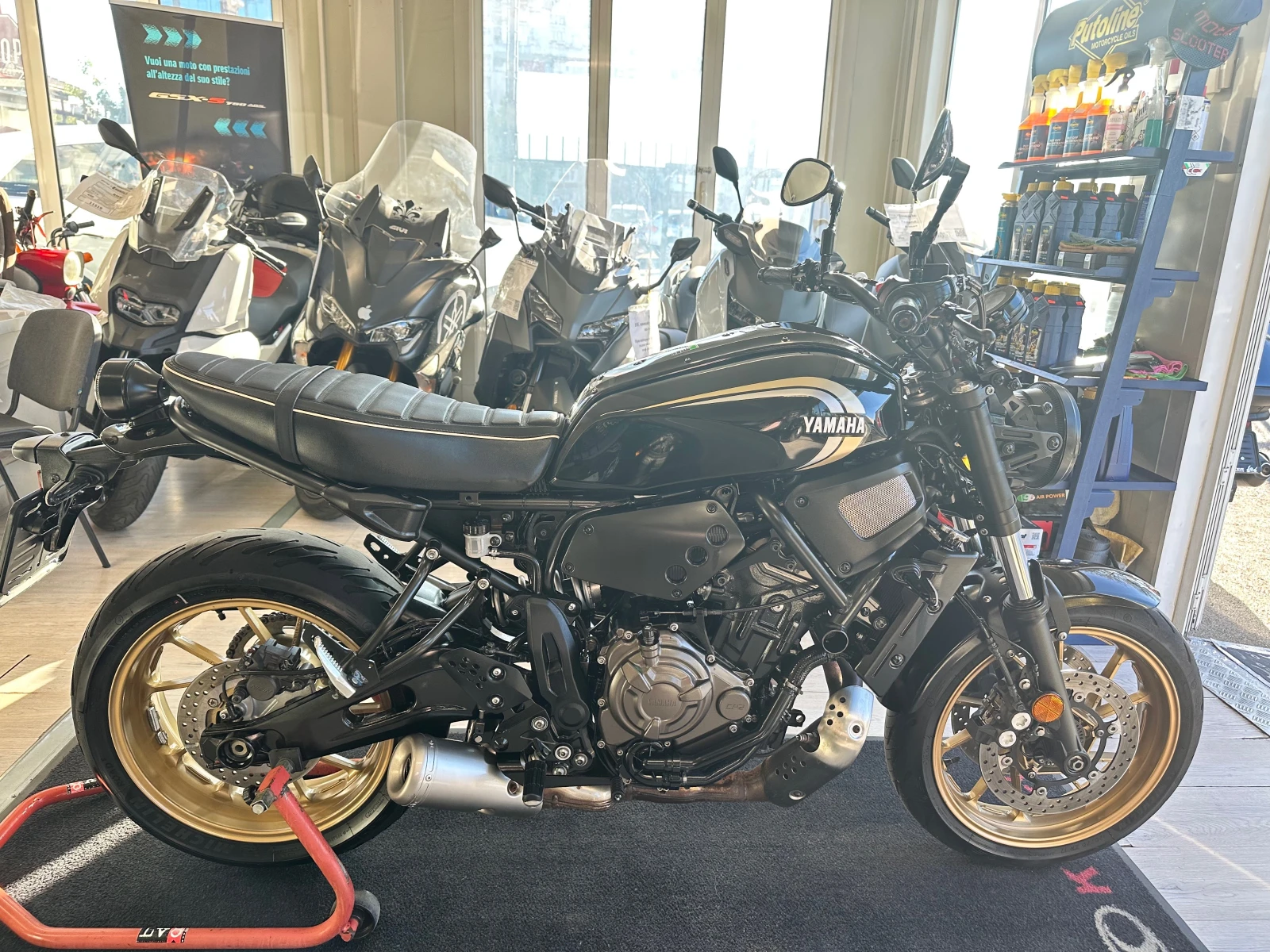 Yamaha XSR700 05.2023г. А2-35kw., снимка 16 - Мотоциклети и мототехника - 56214529