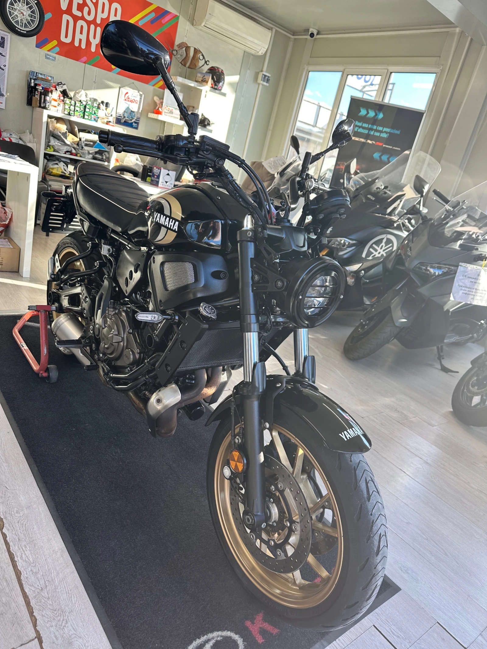 Yamaha XSR700 05.2023г. А2-35kw., снимка 3 - Мотоциклети и мототехника - 56214529