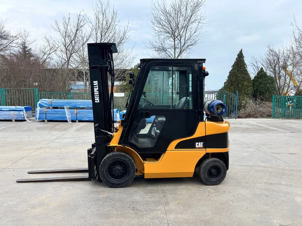 ������� Cat ���������� ������, �����, �� ���������� | Mobile.bg � ����������� 1