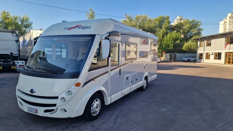Кемпер Carthago i 143 le, снимка 3 - Каравани и кемпери - 55970541