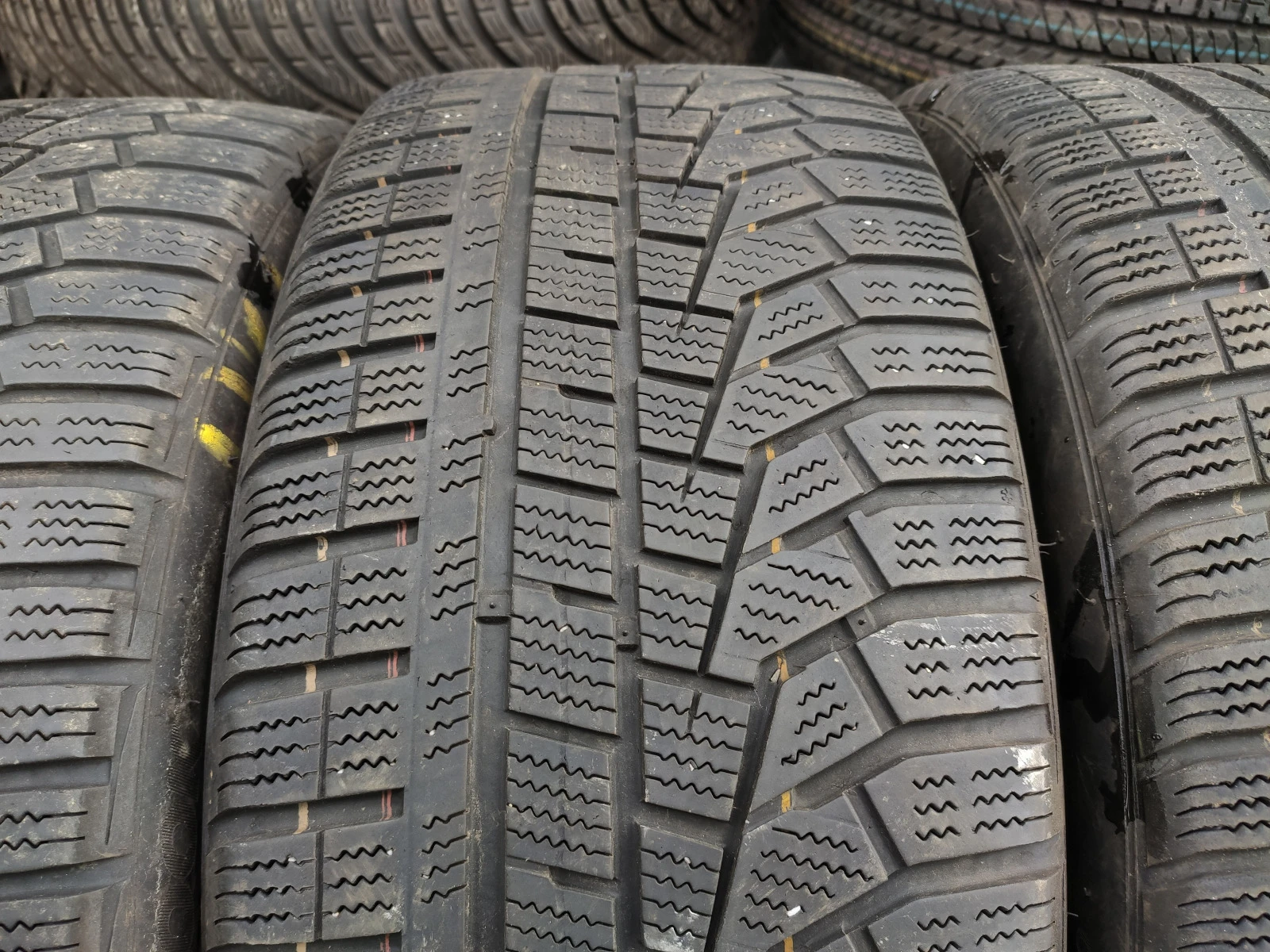  215/45R17 | Mobile.bg   2