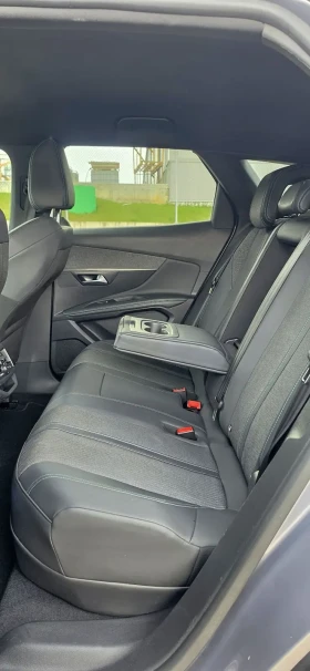 Peugeot 3008 PLUGIN-HYBRID4WD S&S  300HP., снимка 15