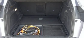 Peugeot 3008 PLUGIN-HYBRID4WD S&S  300HP., снимка 16