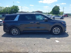 Kia Carnival 3.5l Mpv Lx, снимка 12