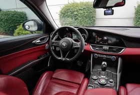 Alfa Romeo Giulia * Ti Sport AWD* АВТОКРЕДИТ БЕЗ ПЪРВОНАЧАЛМНА ВНОСК | Auto.bg — изображение 13