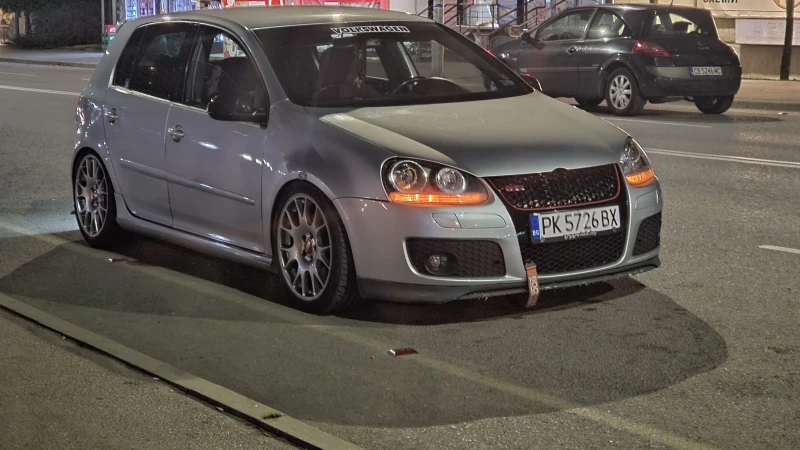 VW Golf GTI 2.0T, снимка 3 - Автомобили и джипове - 47789404