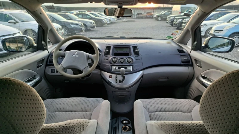 Mitsubishi Grandis 2.4i AUTOMAT LPG/BENZIN NOV VNOS GERMANY, снимка 13 - Автомобили и джипове - 48852801