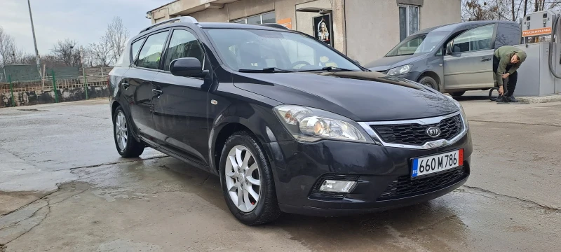 Kia Ceed 1.4i , EURO 5A, снимка 3 - Автомобили и джипове - 49395264