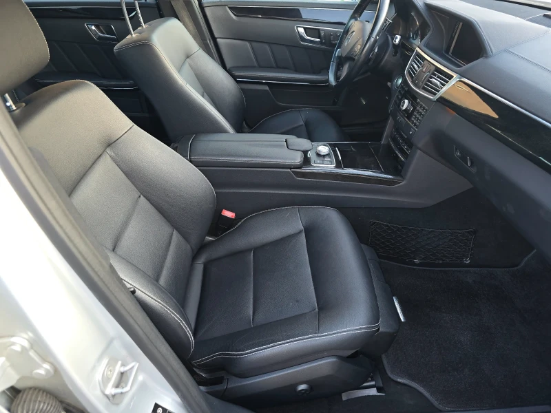 Mercedes-Benz E 500 AMG-пакет PANORAMA, снимка 13 - Автомобили и джипове - 51352617
