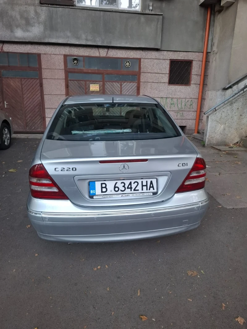 Mercedes-Benz C 220 CDI Sport Edition, снимка 2 - Автомобили и джипове - 51270248