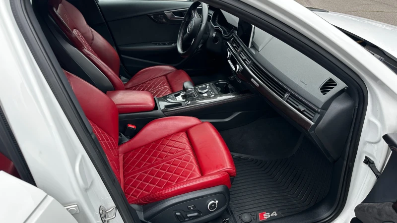 Audi S4 На изплащане, снимка 14 - Автомобили и джипове - 51870387