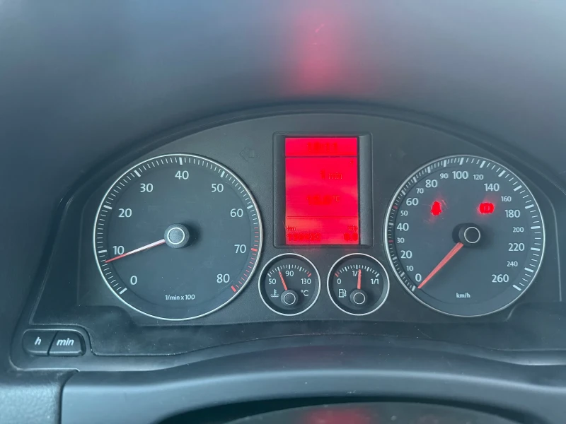 VW Golf Plus, снимка 9 - Автомобили и джипове - 52129723