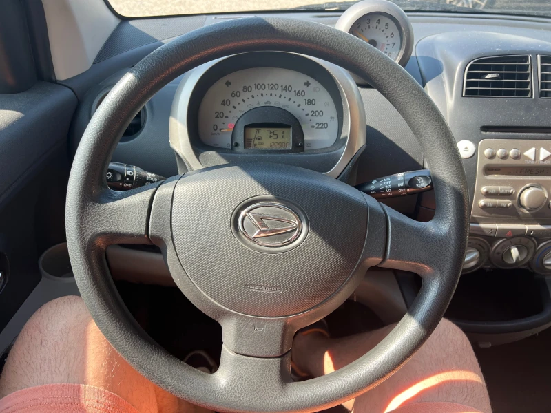 Daihatsu Sirion 1.3 i , КЛИМА , 122.000км, снимка 7 - Автомобили и джипове - 52991160