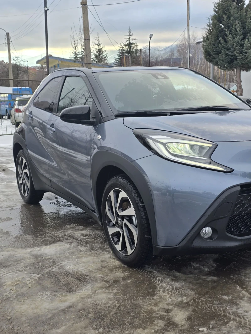 Toyota Aygo AYGO X, снимка 3 - Автомобили и джипове - 53093049