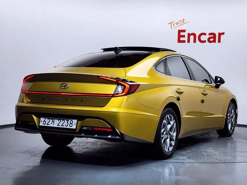 Hyundai Sonata 2.0 Premium Millennial, снимка 2 - Автомобили и джипове - 55559939